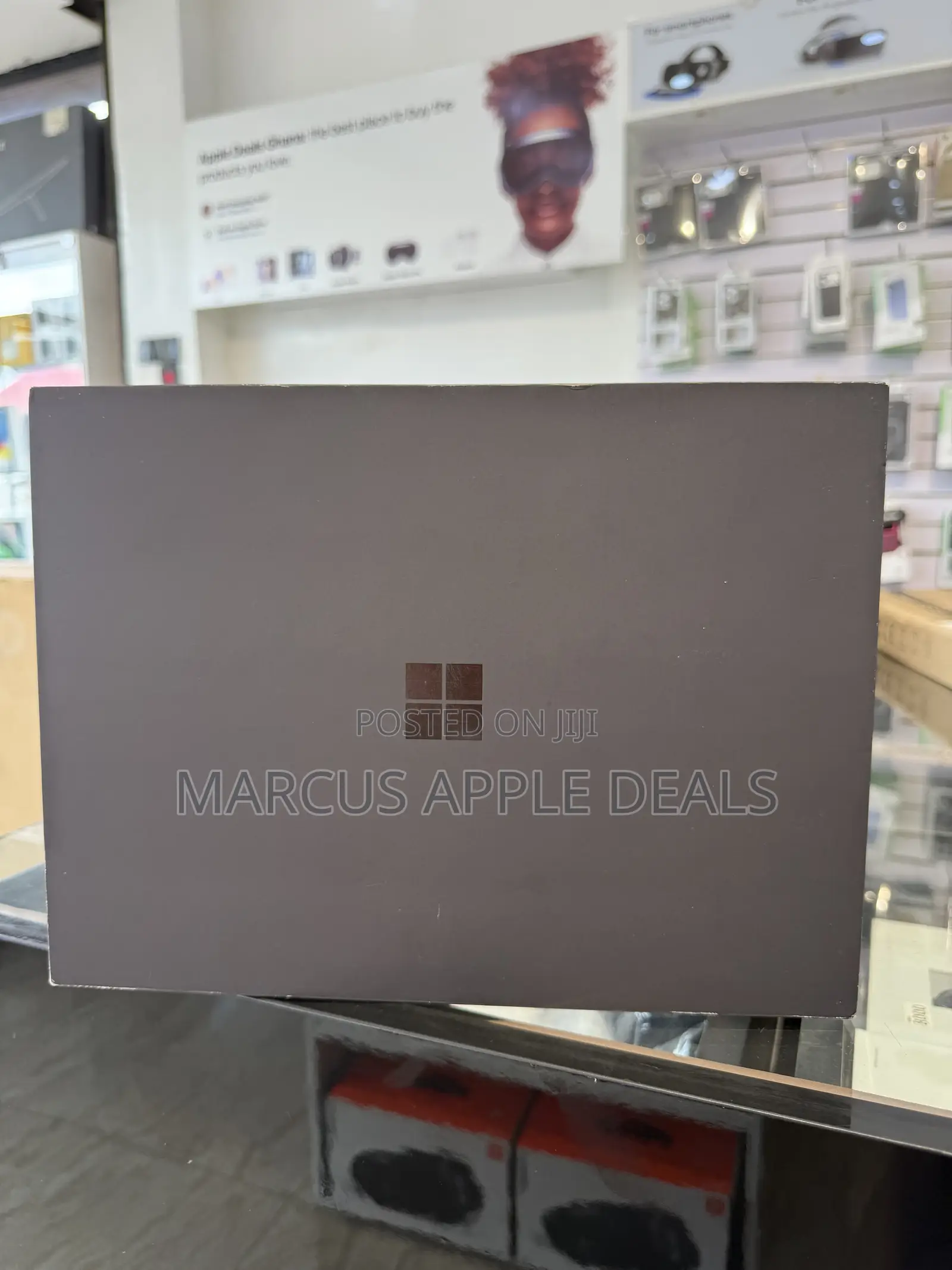 New Microsoft Surface Pro 11th Edition, a Copilot+ PC 16GB SSD 512GB