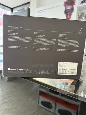 New Microsoft Surface Pro 11th Edition, a Copilot+ PC 16GB SSD 512GB