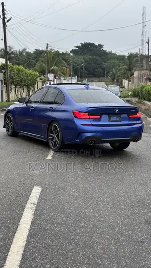 BMW 330i 2021 Blue