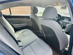 Hyundai Elantra SEL 2018 Blue