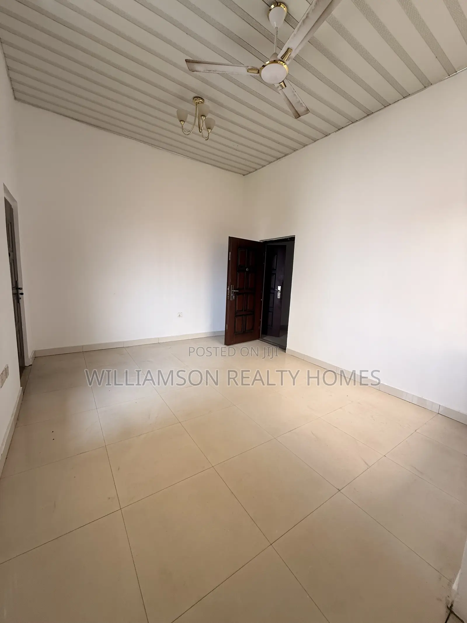 4bdrm Duplex in Community 20 Estate, Spintex for rent