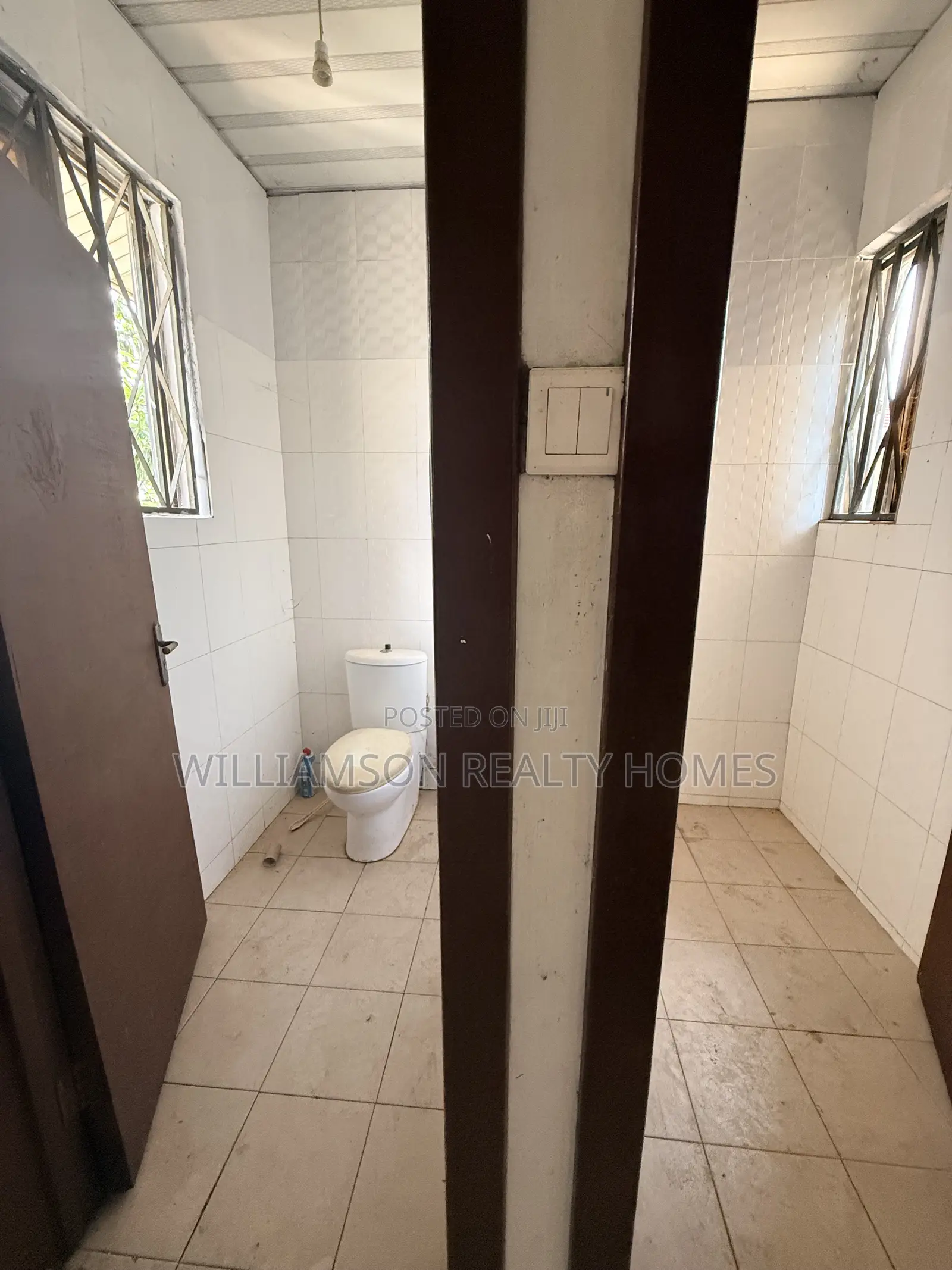4bdrm Duplex in Community 20 Estate, Spintex for rent
