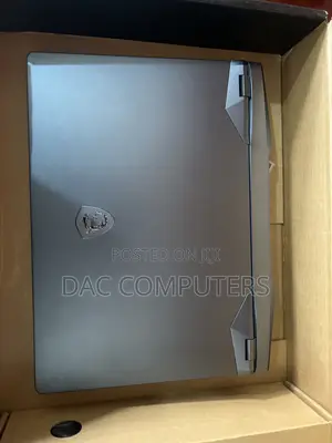 New Laptop MSI GE66 Raider 10SGS 16GB Intel Core i7 SSD 1T