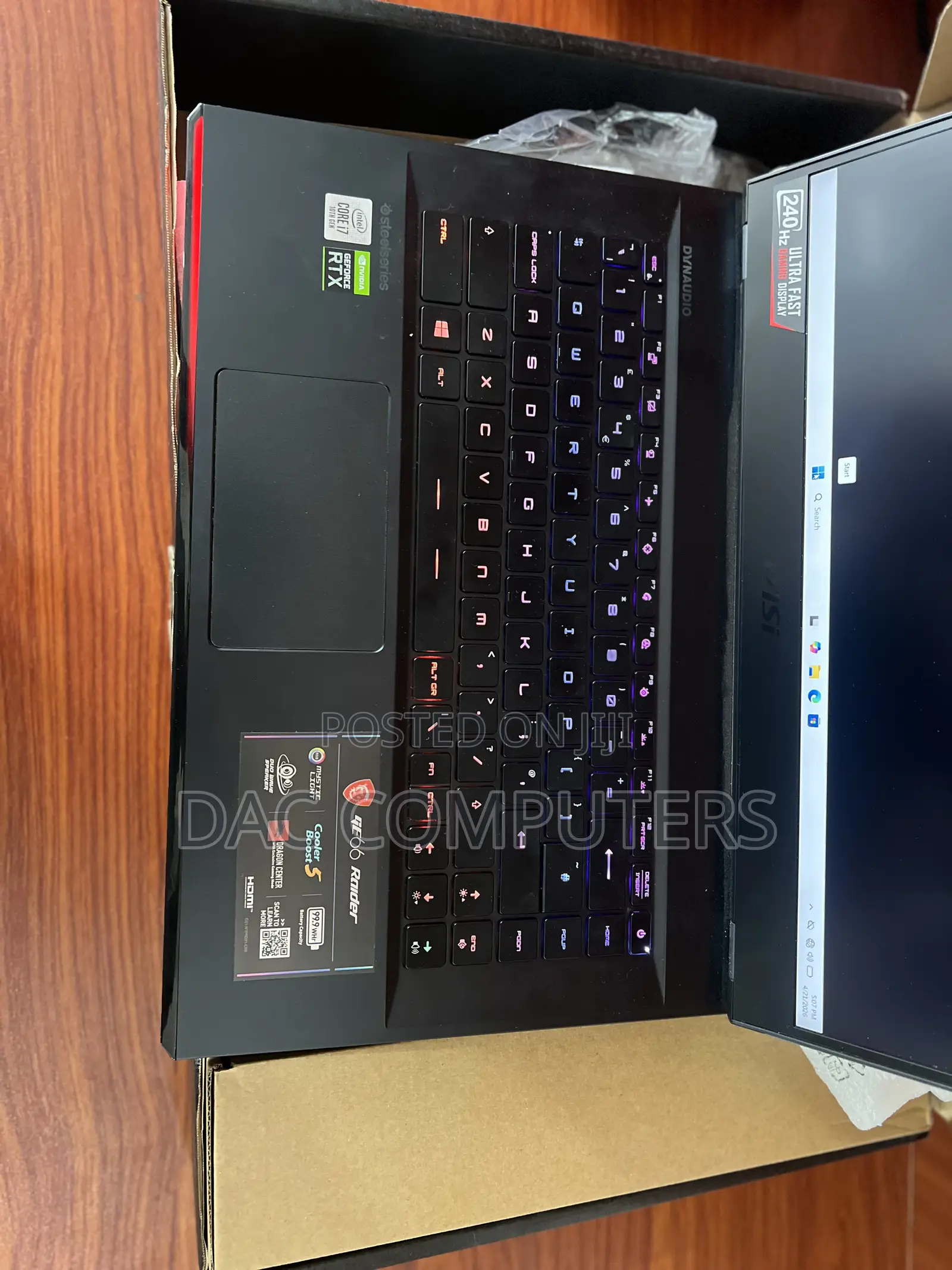 New Laptop MSI GE66 Raider 10SGS 16GB Intel Core i7 SSD 1T