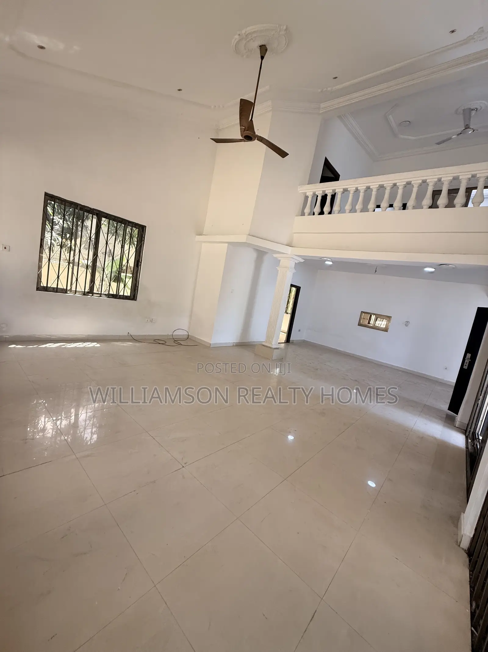 4bdrm Duplex in Community 20 Estate, Spintex for rent