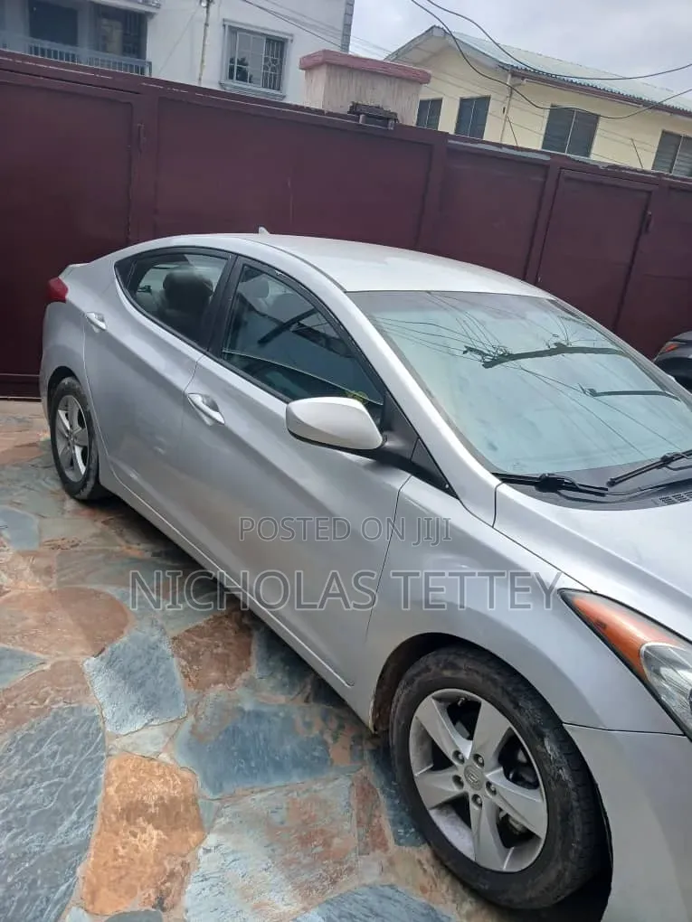 Hyundai Elantra 2013 Gray