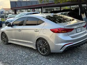 Hyundai Elantra Sport 2018 Silver