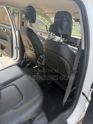 Kia Sportage EX 2023 White