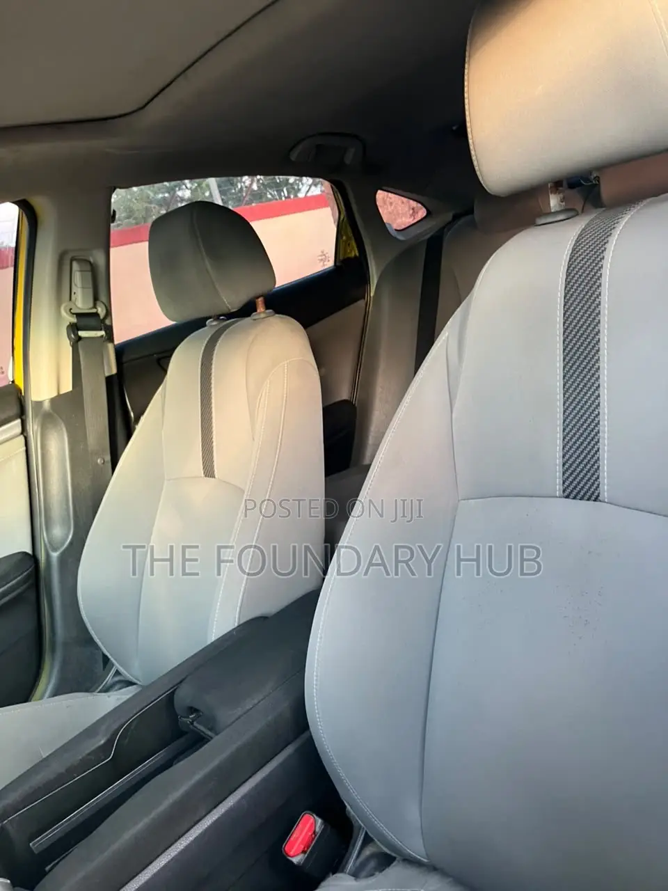 Honda Civic EX-L 4dr Sedan (1.5L 4cyl) 2017 Yellow