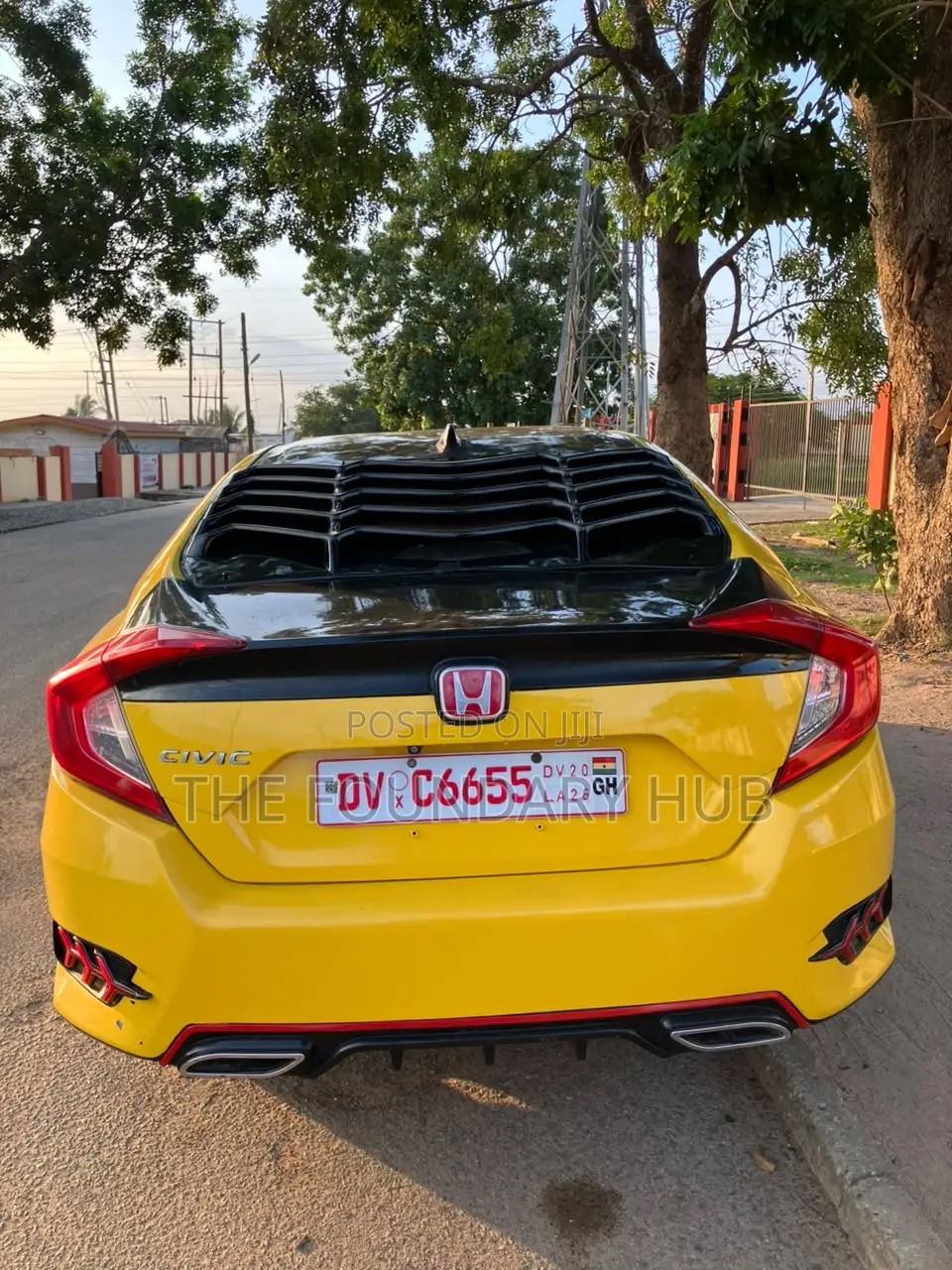 Honda Civic EX-L 4dr Sedan (1.5L 4cyl) 2017 Yellow