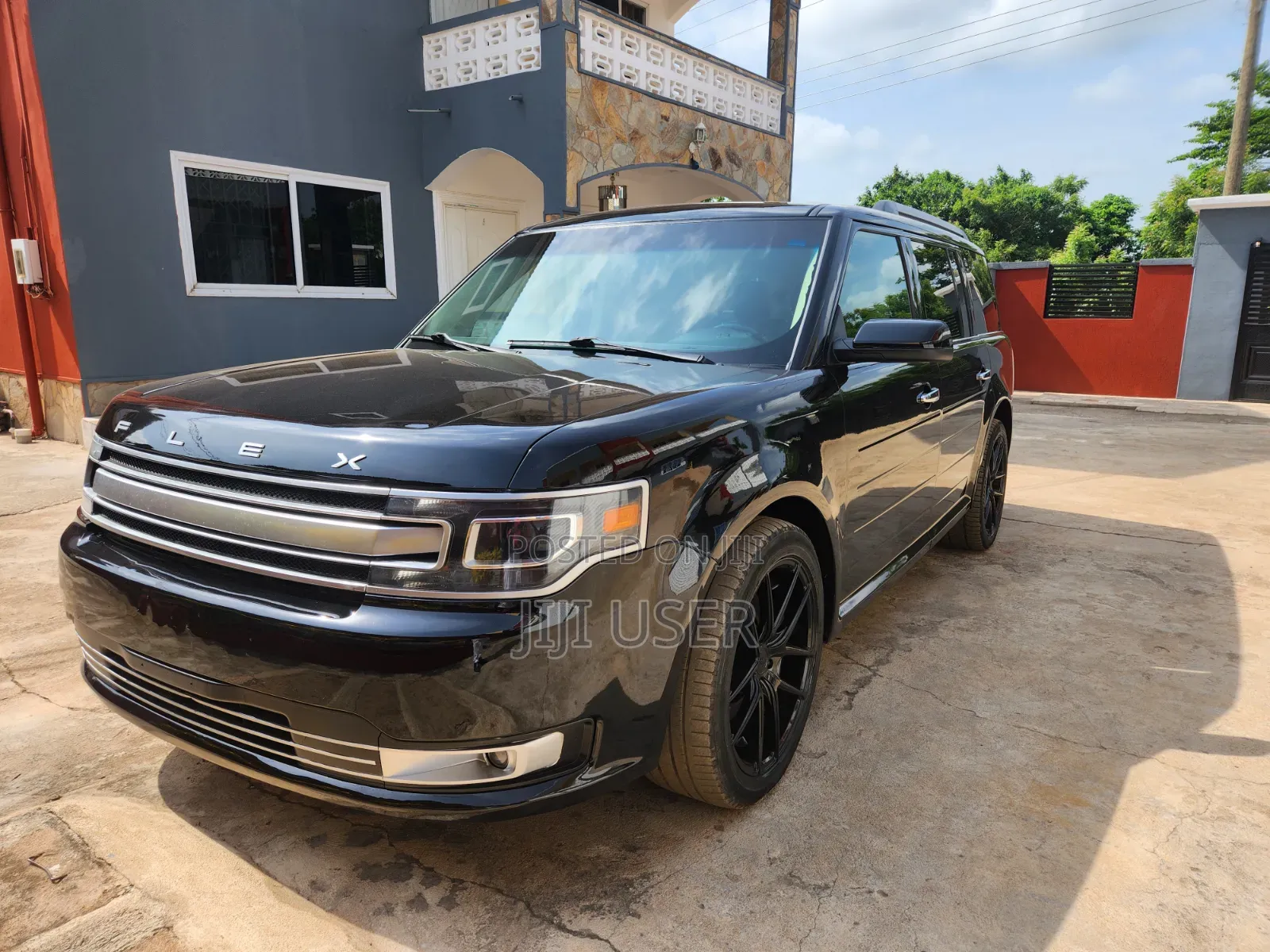Car Rental in Ho