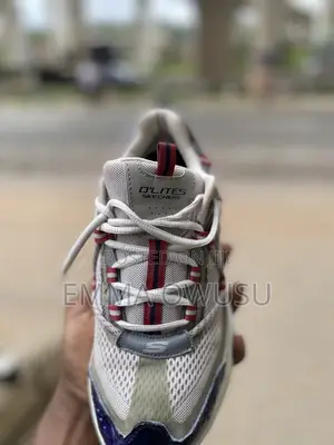 Sketchers Thrift Sneaker