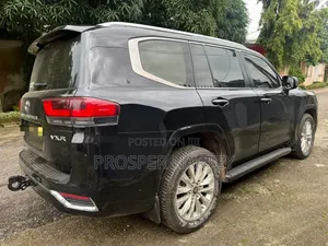 Toyota Land Cruiser 2022 Black