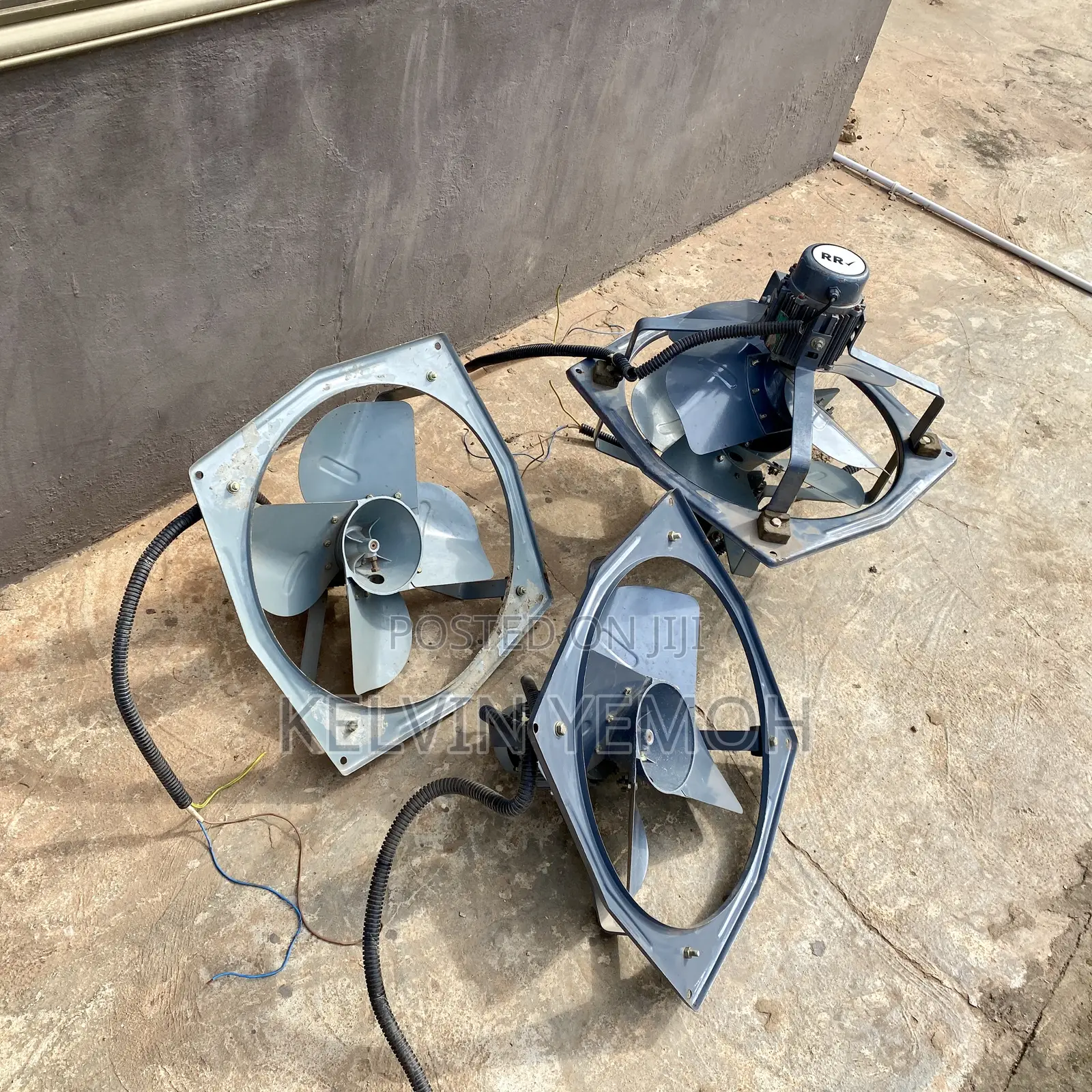 18 Inches Rr Industrial Extractor Fan (Rpm 1400)