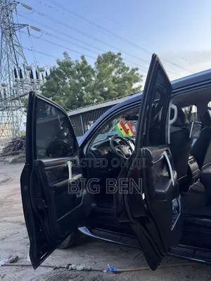 Toyota Land Cruiser 4.0 V6 GX 2014 Black