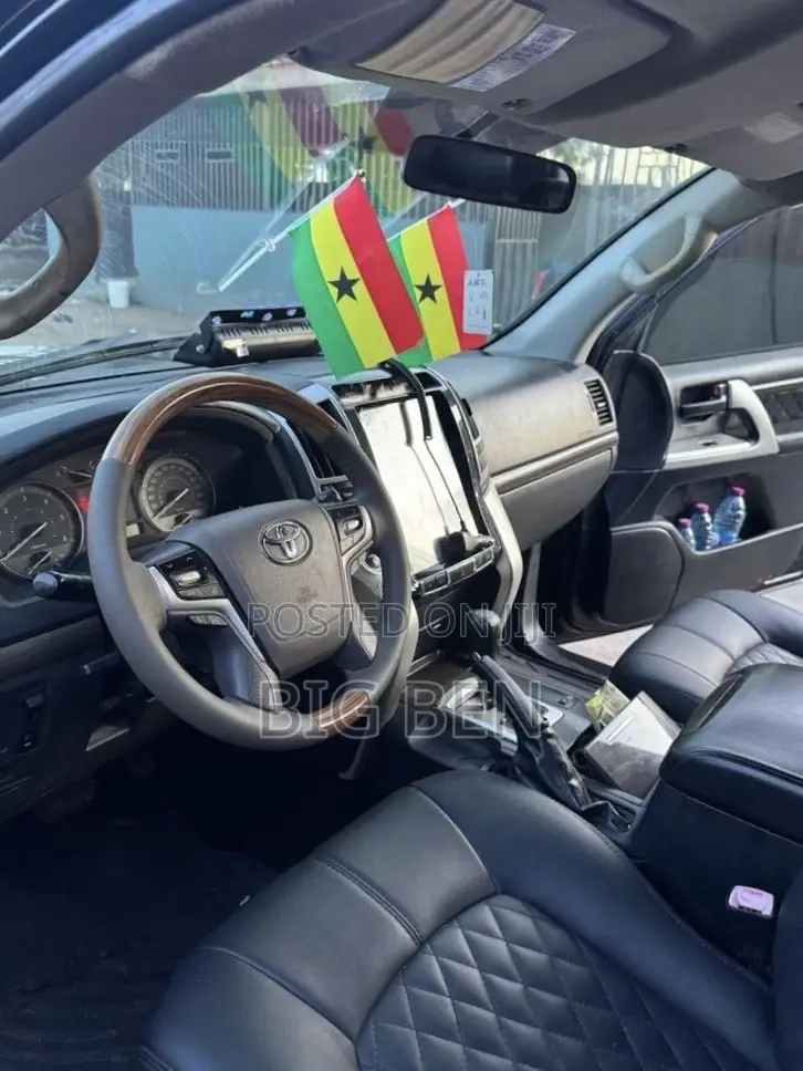 Toyota Land Cruiser 4.0 V6 GX 2014 Black