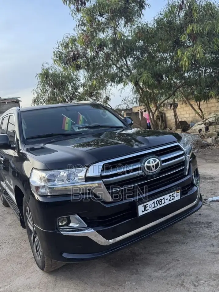 Toyota Land Cruiser 4.0 V6 GX 2014 Black