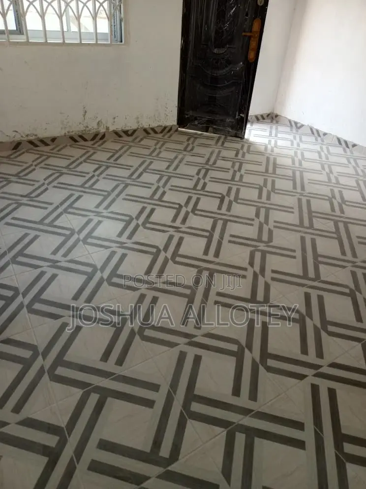 7bdrm Mansion in Awutu Senya East Municipal for sale