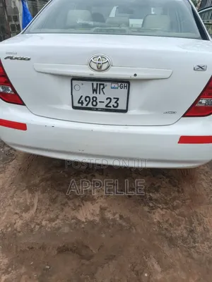 Toyota Axio 2012 White