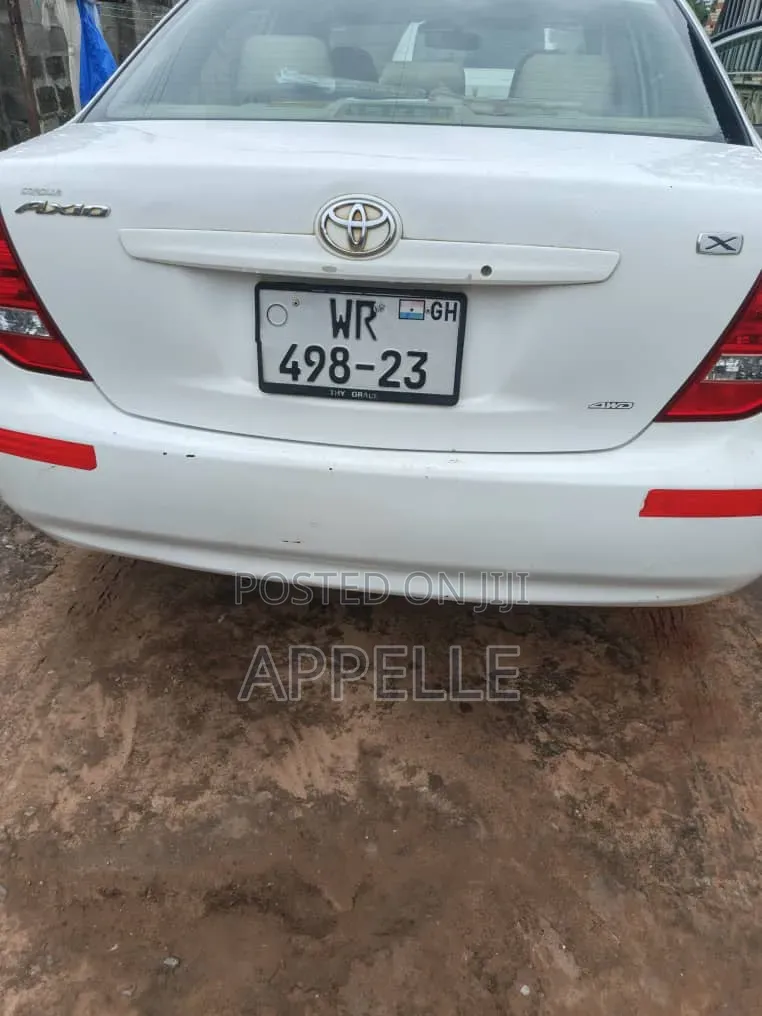 Toyota Axio 2012 White
