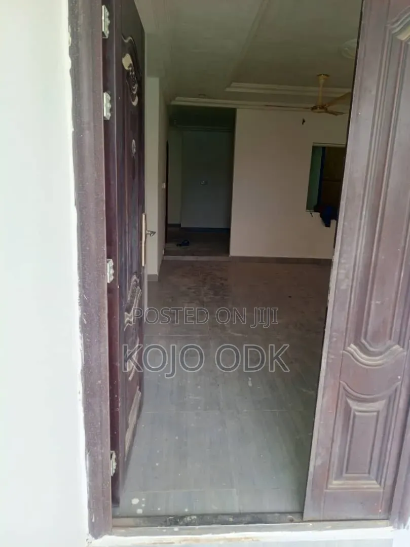 5bdrm House in Frsnco Estate, Ofankor for rent
