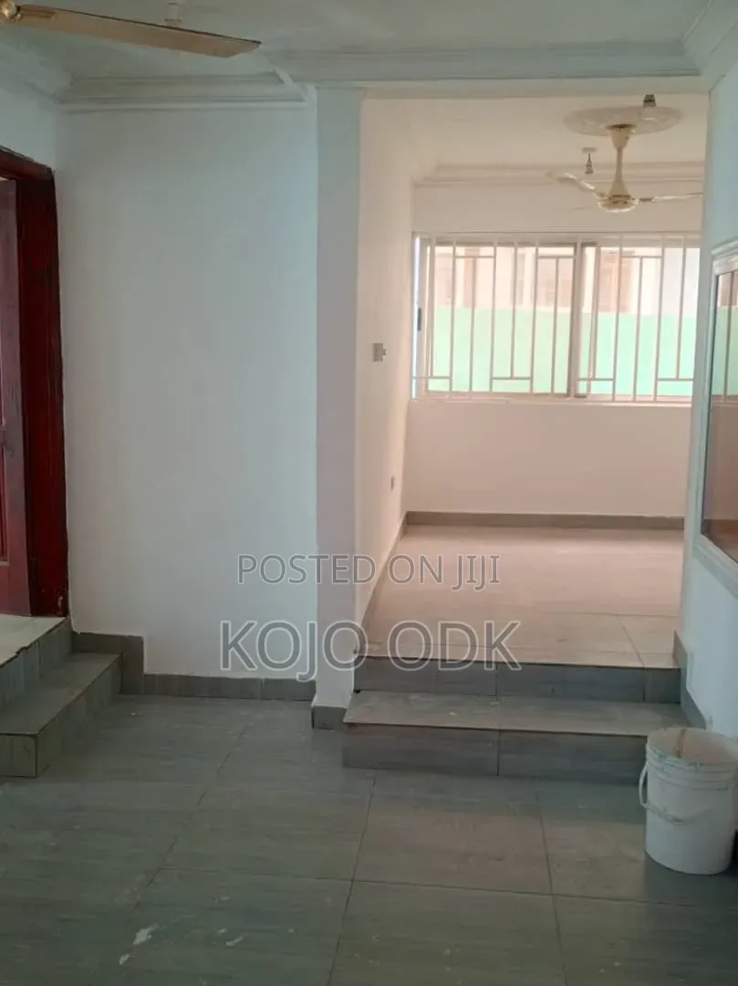 5bdrm House in Frsnco Estate, Ofankor for rent