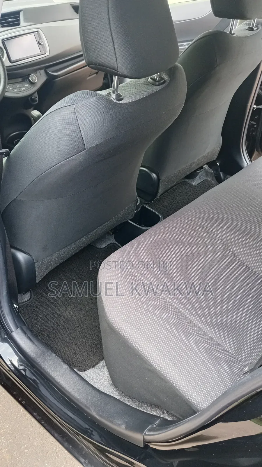 Toyota Vitz 1.3 FWD 5dr 2014 Black