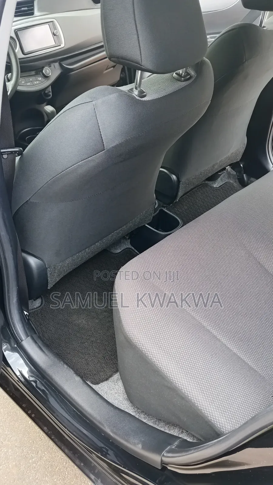 Toyota Vitz 1.3 FWD 5dr 2014 Black