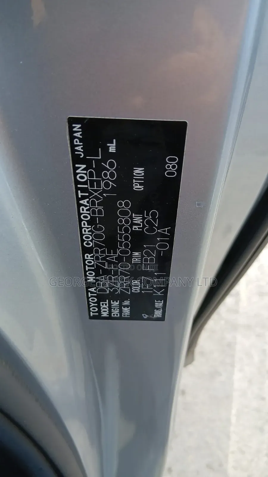 Toyota Voxy 2013 Silver