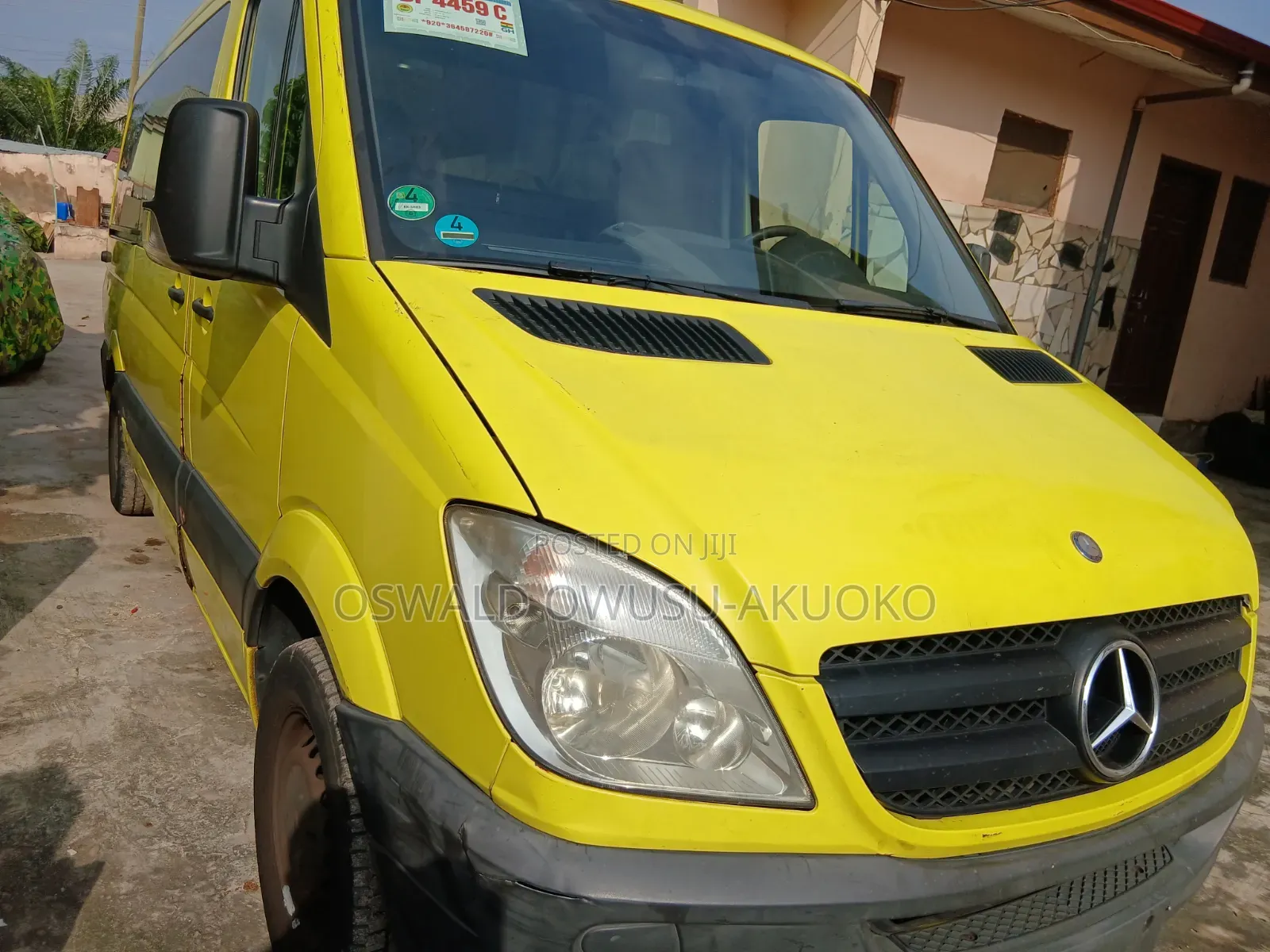 Mercedes-Benz Sprinter 2009 Yellow