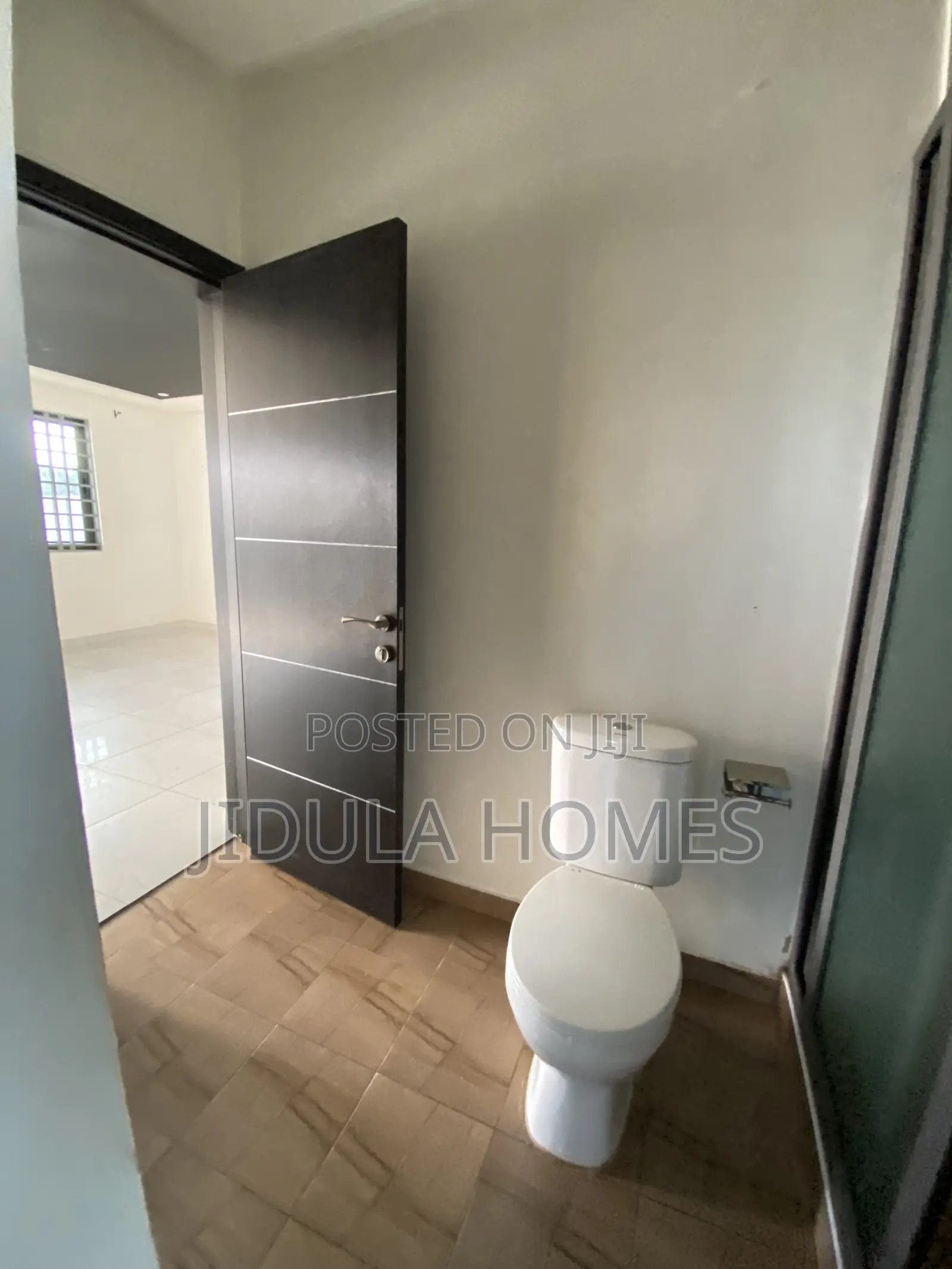 2bdrm Townhouse / Terrace in East Legon Hills, School Junction for rent