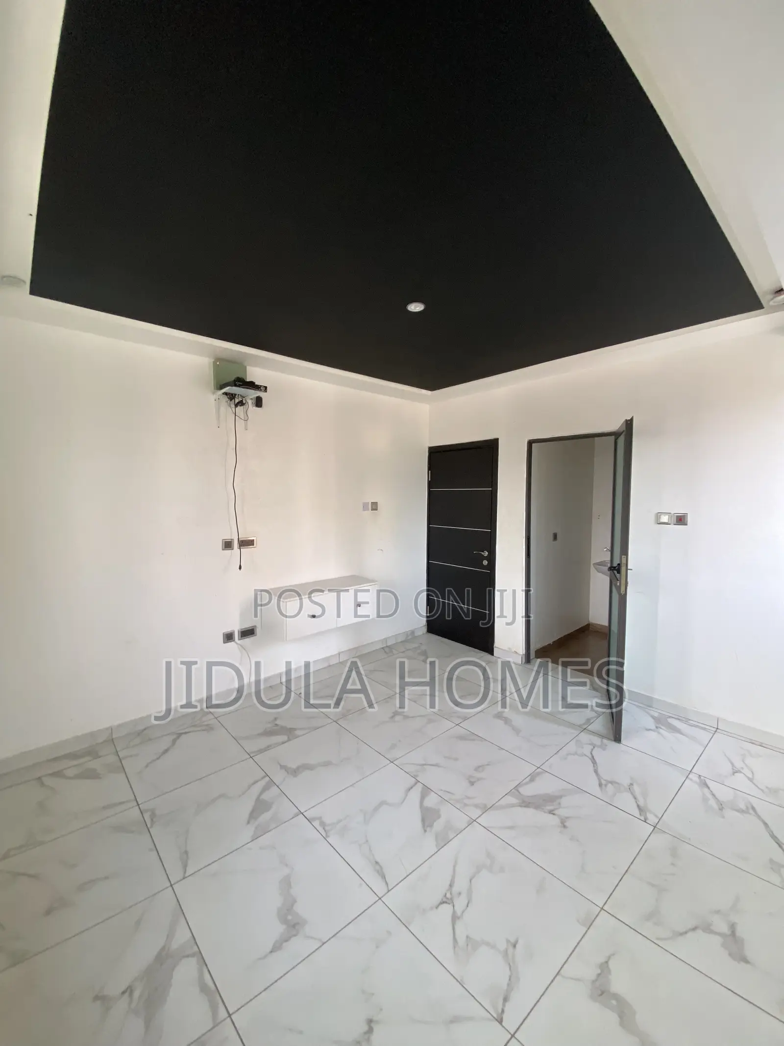 2bdrm Townhouse / Terrace in East Legon Hills, School Junction for rent