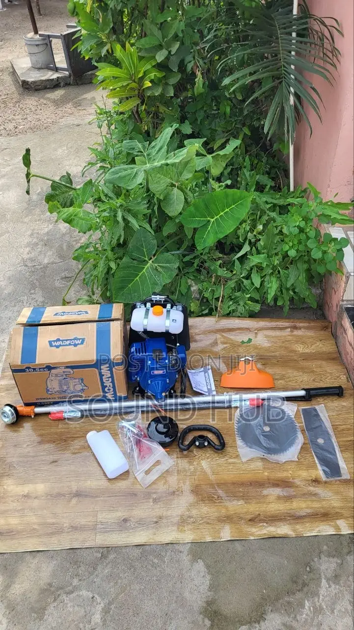 Wadfow Gasoline Grass Trimmer Bush Cutter 30.5cc