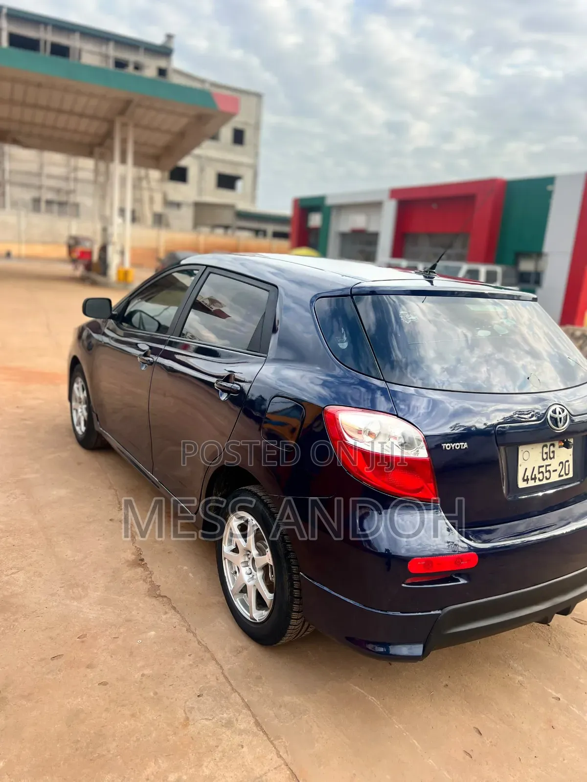 Toyota Matrix L Hatchback FWD (1.8L 4cyl 5M) 2012 Blue