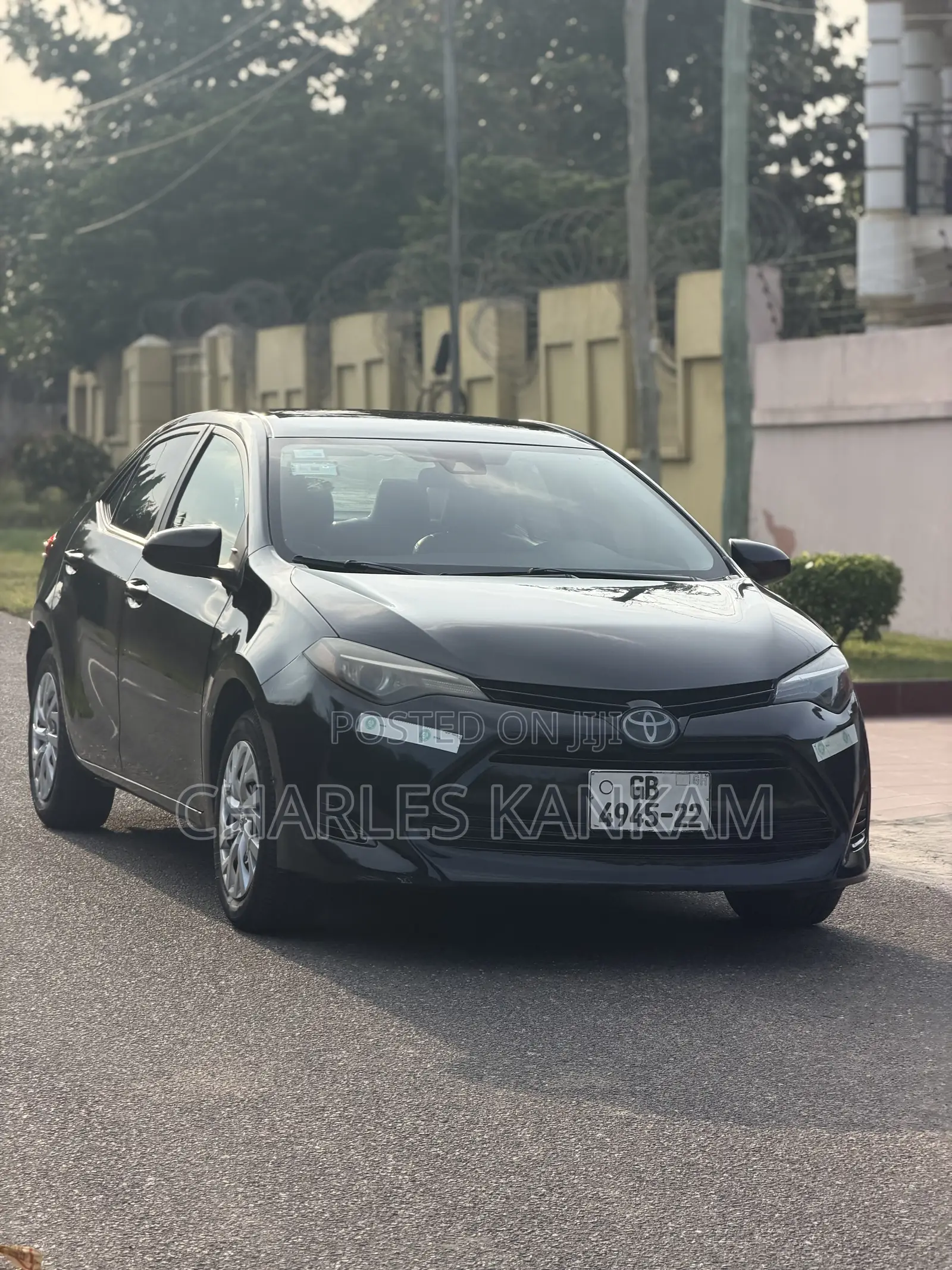 Toyota Corolla LE (1.8L 4cyl 2A) 2018 Black