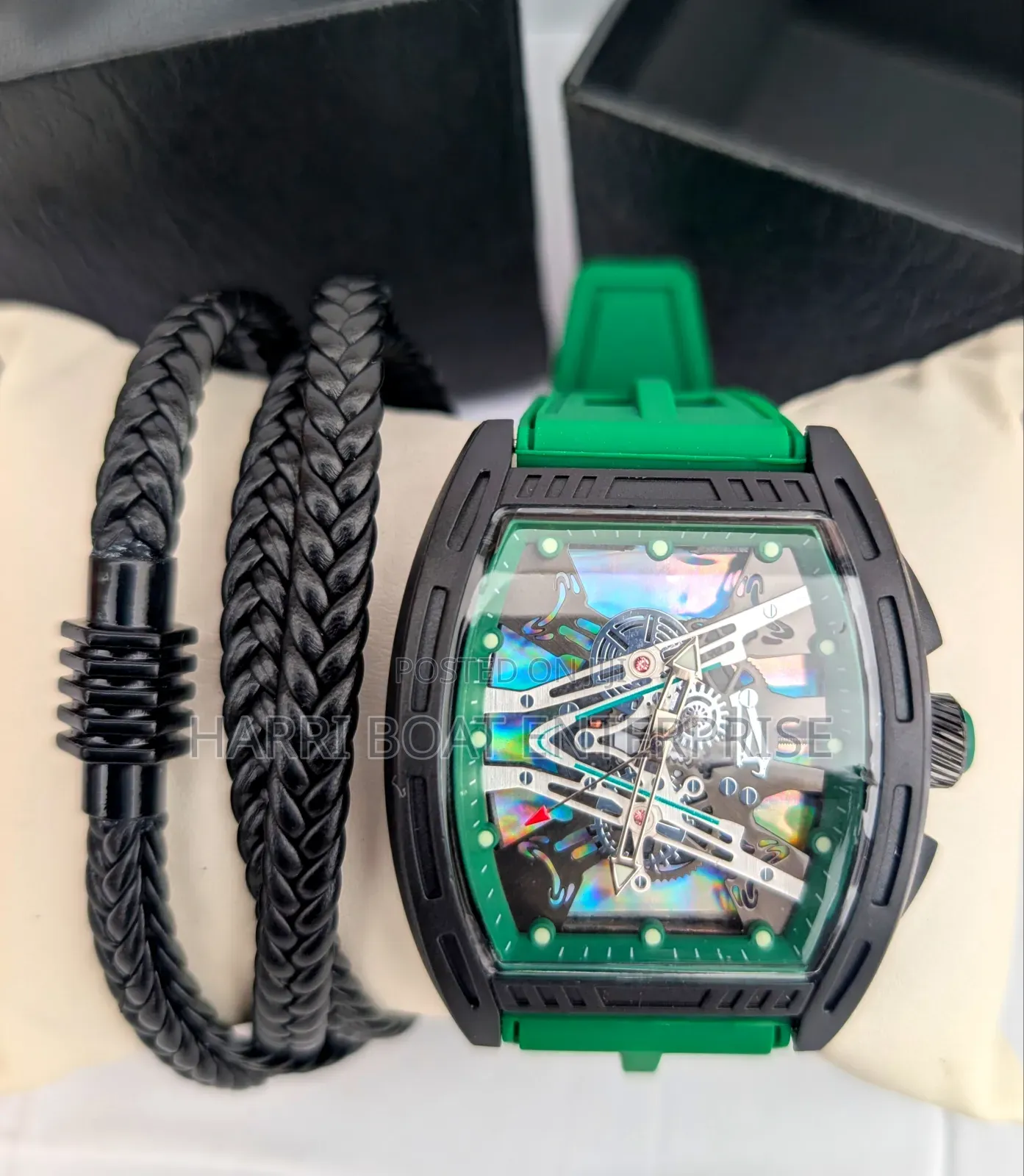 Men Silicon Strap Watch. Men Quartz Watch With Bracelet