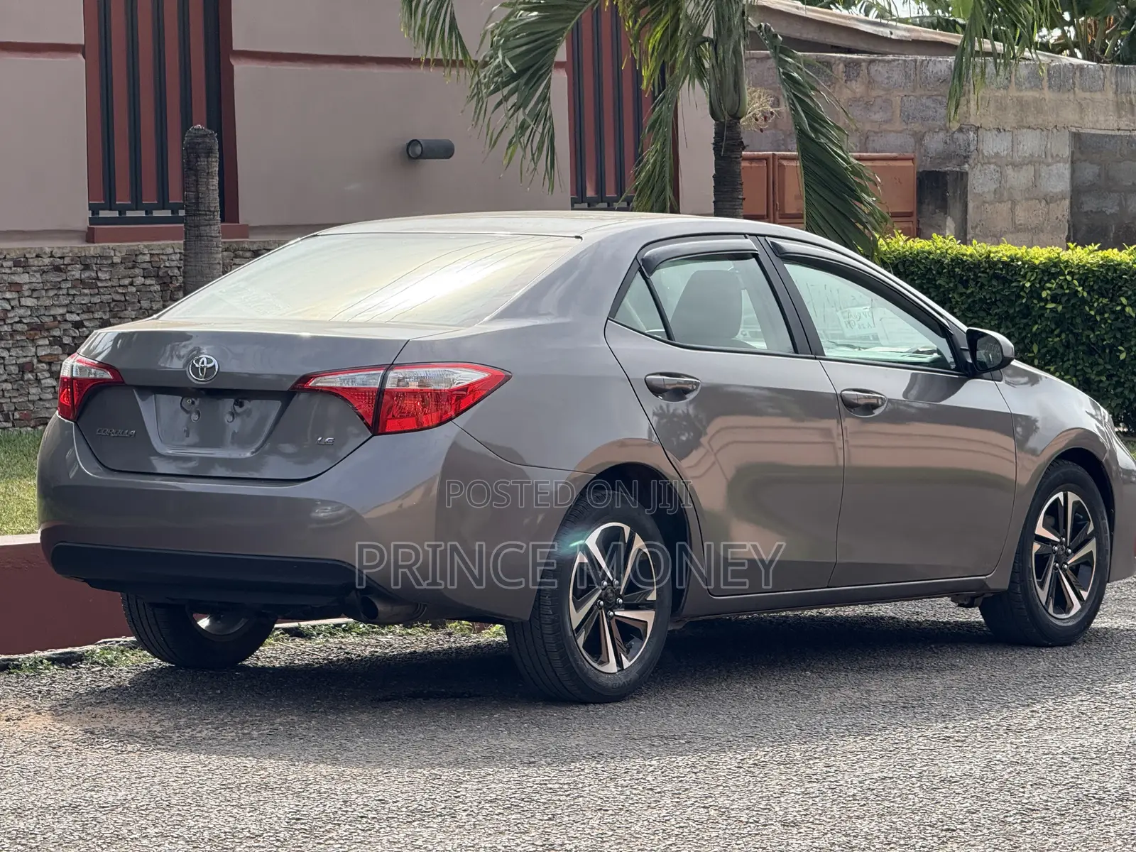 Toyota Corolla 2016 Gold