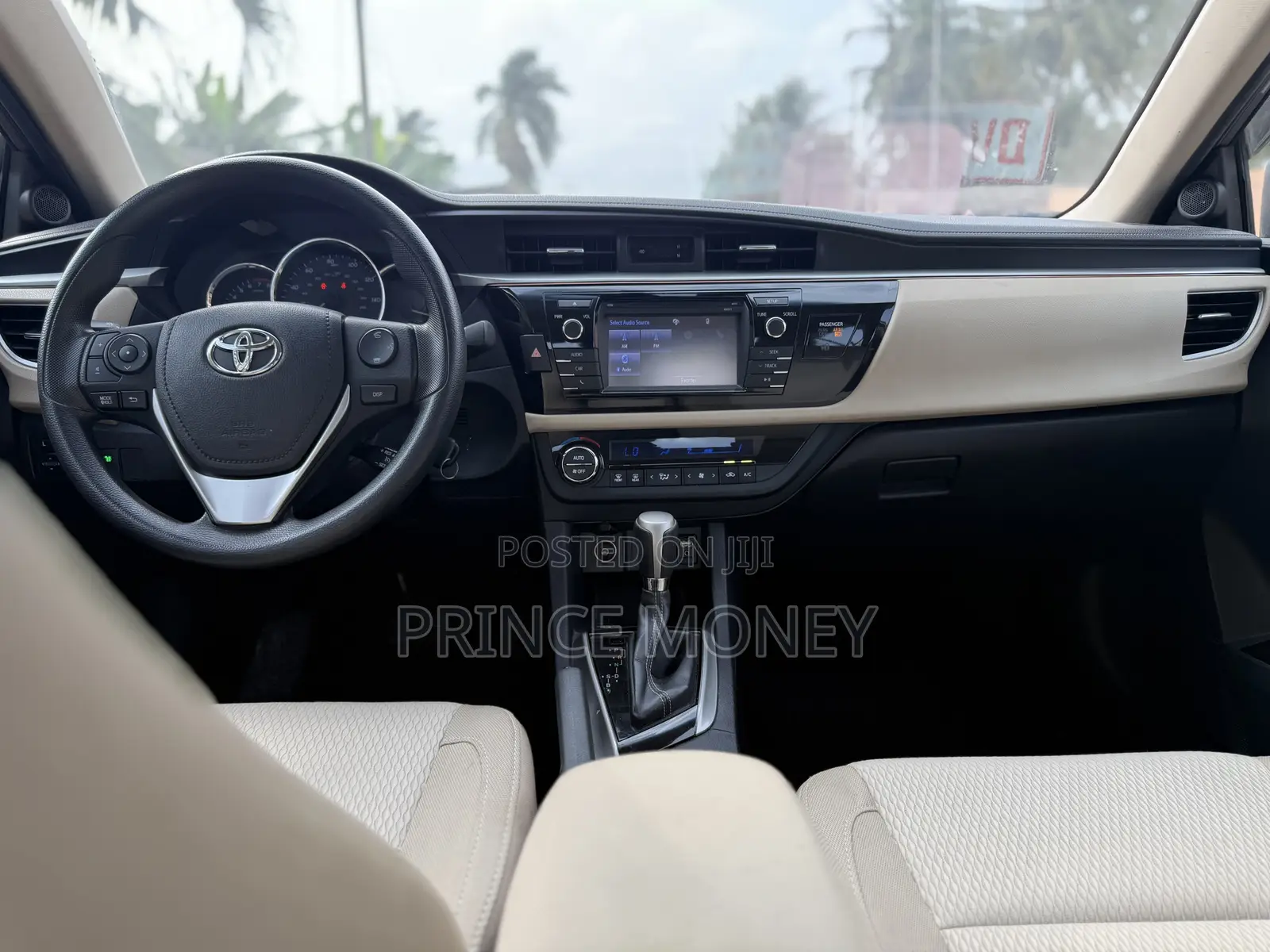 Toyota Corolla 2016 Gold