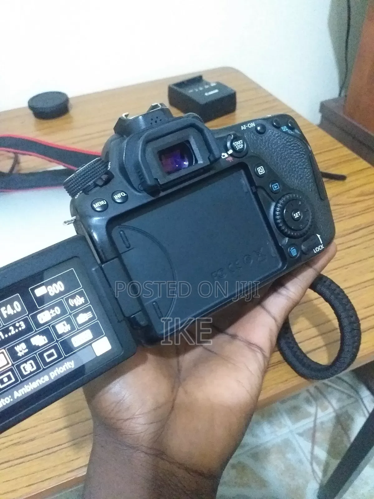 Canon Eos 80d With 18-55mm Kit Lens