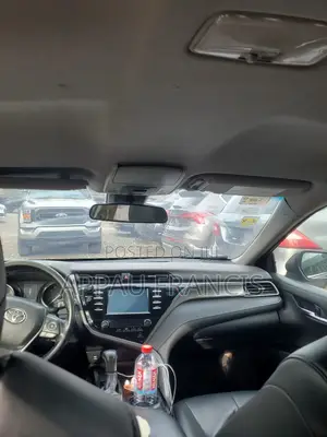 Toyota Camry SE (2.5L 4cyl 8A) 2019 Gray