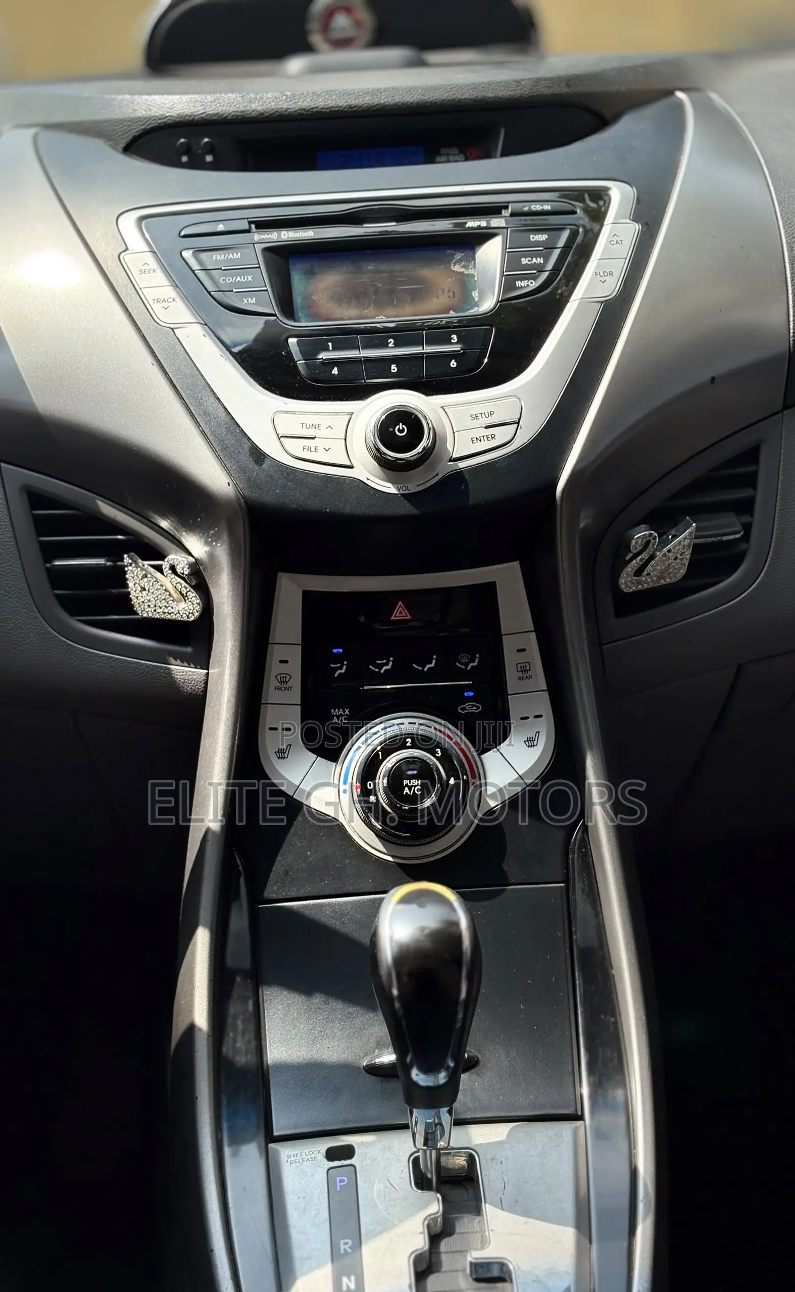 Hyundai Elantra Limited 2011 Black