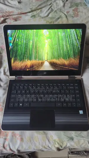 Laptop HP Pavilion x360 6GB Intel Core i3 HDD 1T