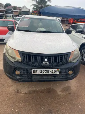 Mitsubishi L200 Club Cab 2.5 180hp 4WD 2008 White