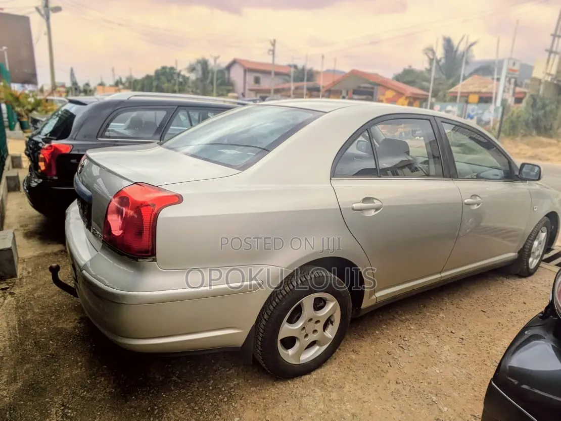 Toyota Avensis 2008