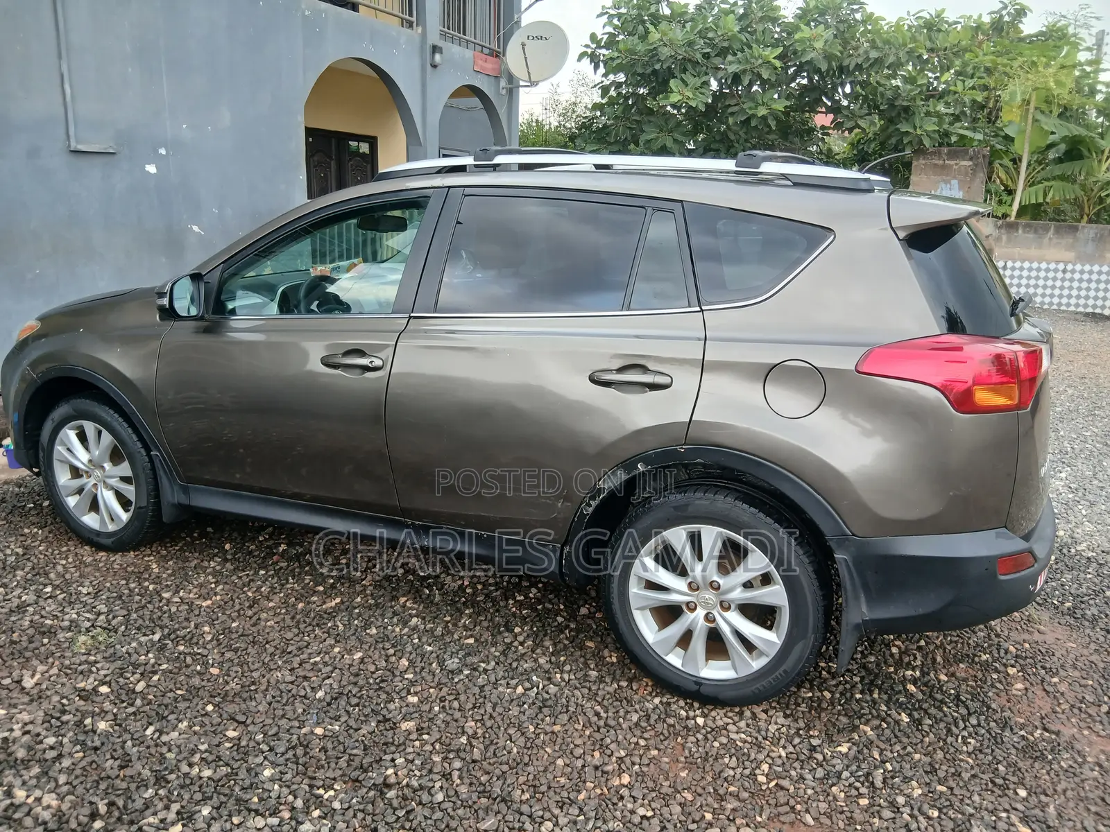 Toyota RAV4 Limited 4dr SUV (2.5L 4cyl 6A) 2015 Gray