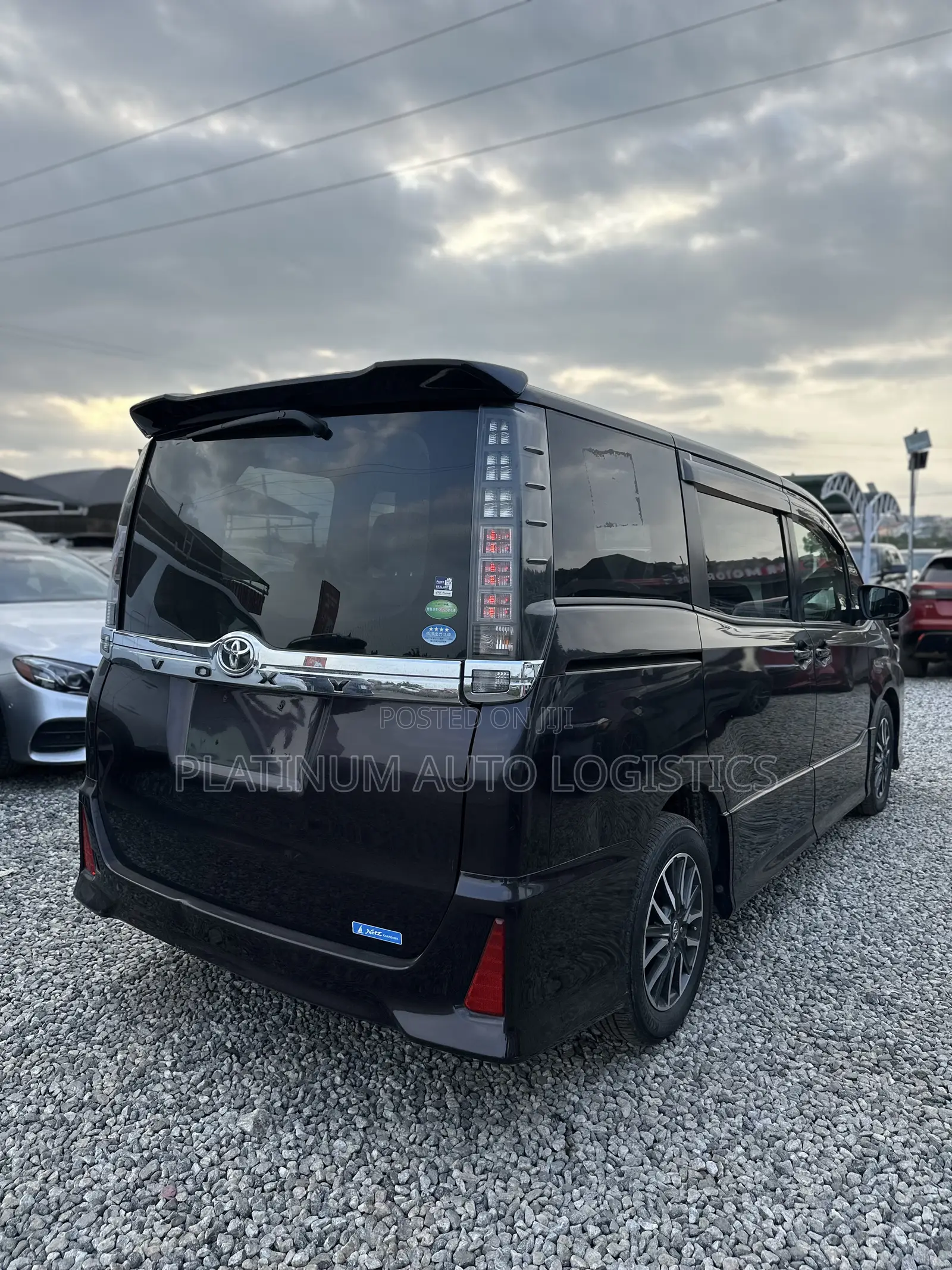 Toyota Voxy 2015 Black