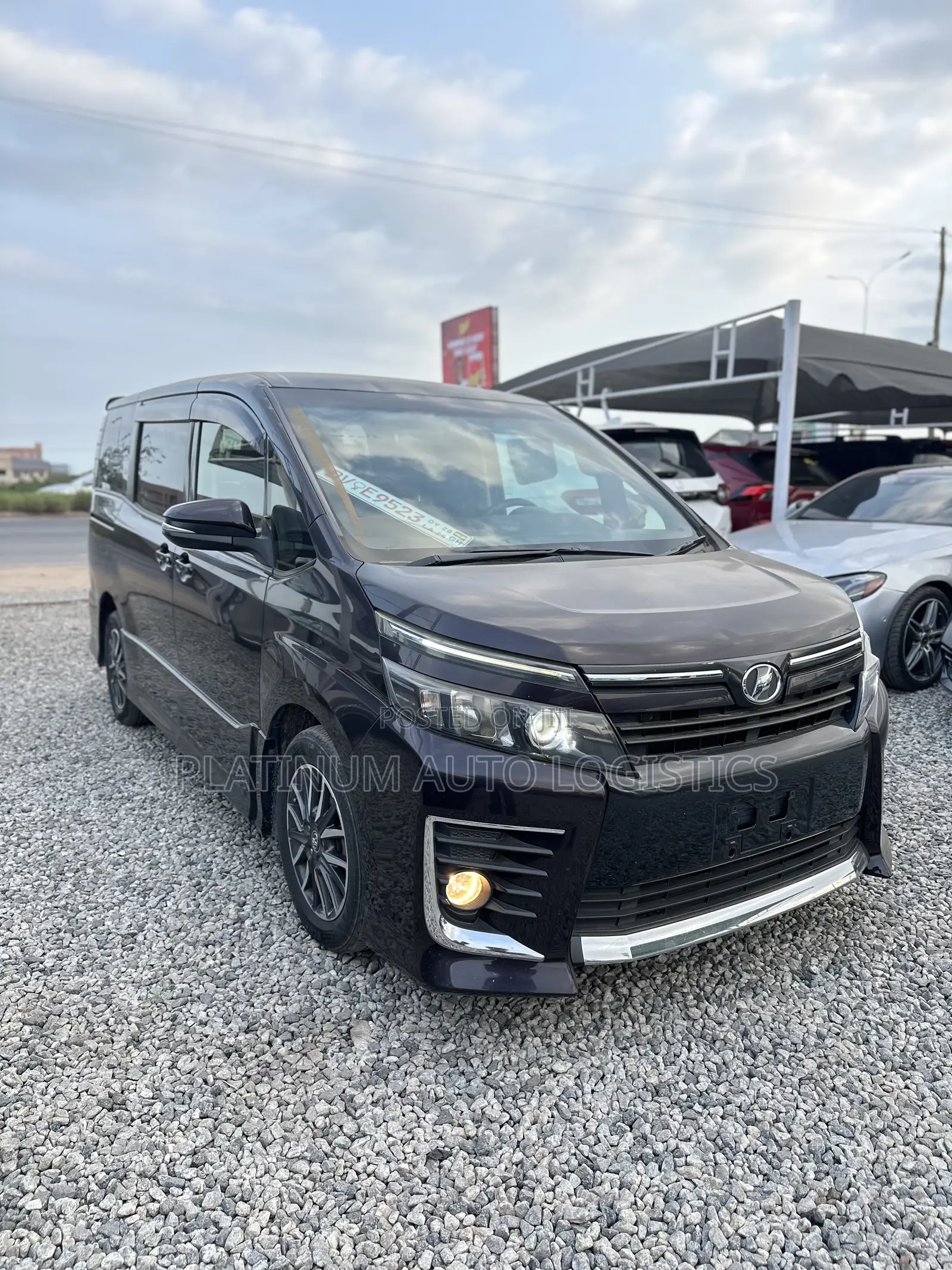 Toyota Voxy 2015 Black