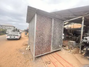 Kiosk (Momo, Storage, Shop, Security Post)