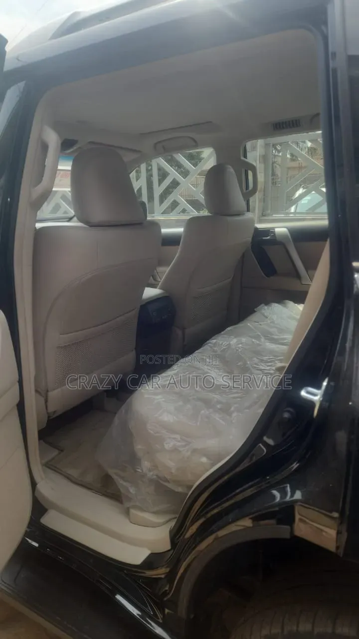 Toyota Land Cruiser Prado 2022