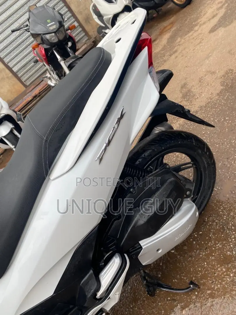 Honda 2025 White